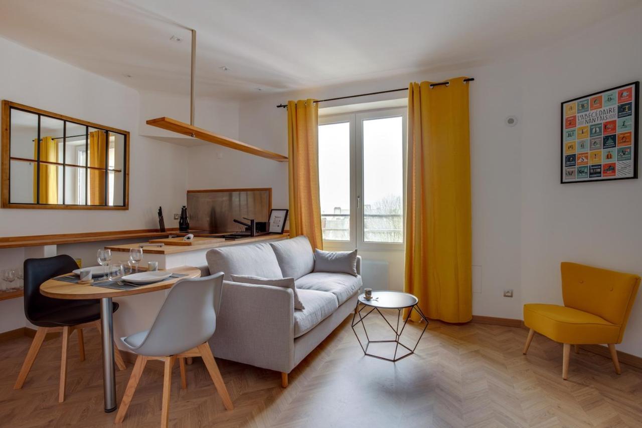 Апартаменты Au Coeur De Nantes Design Et Cosy Экстерьер фото