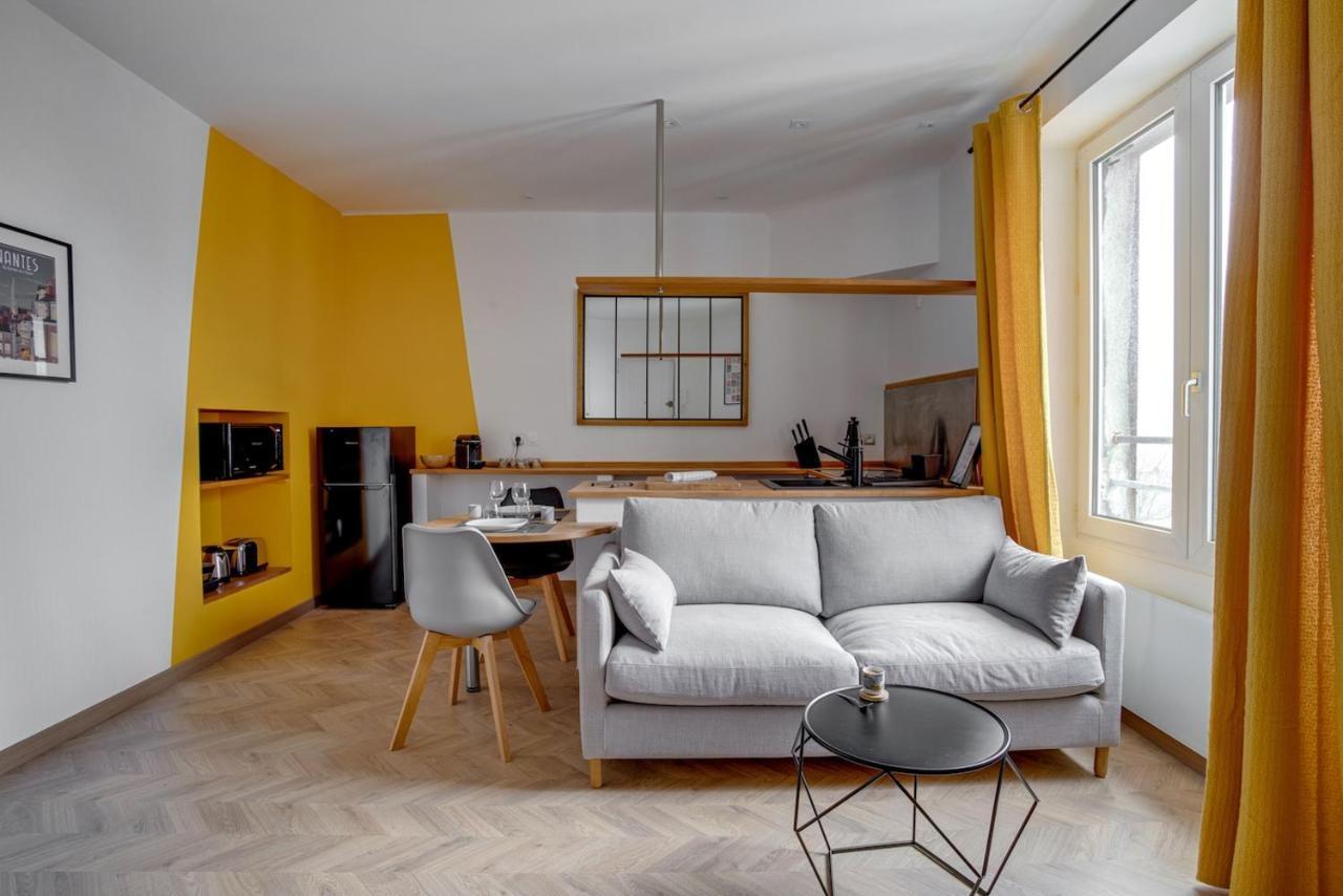 Апартаменты Au Coeur De Nantes Design Et Cosy Экстерьер фото