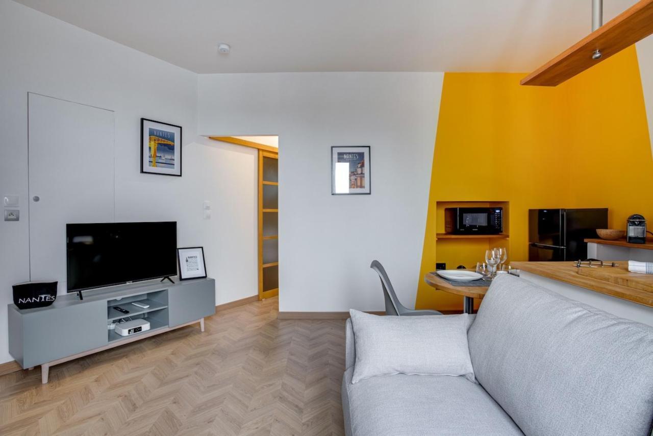 Апартаменты Au Coeur De Nantes Design Et Cosy Экстерьер фото